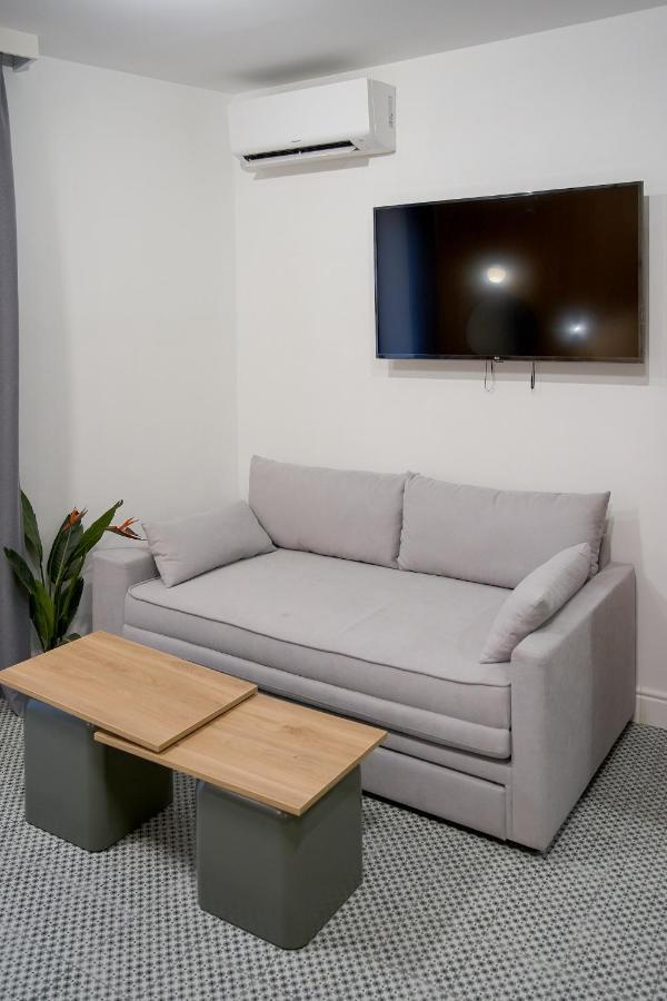 Xanthi Polis City Center With Private Parking 외부 사진