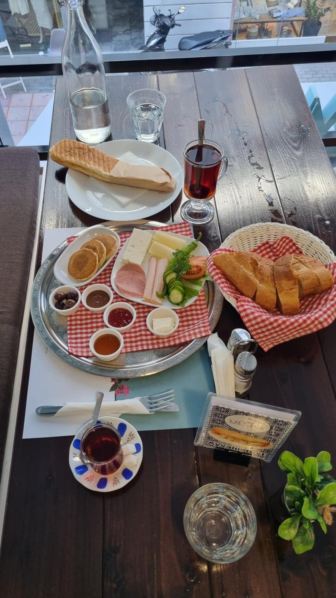Xanthi Polis City Center With Private Parking 외부 사진